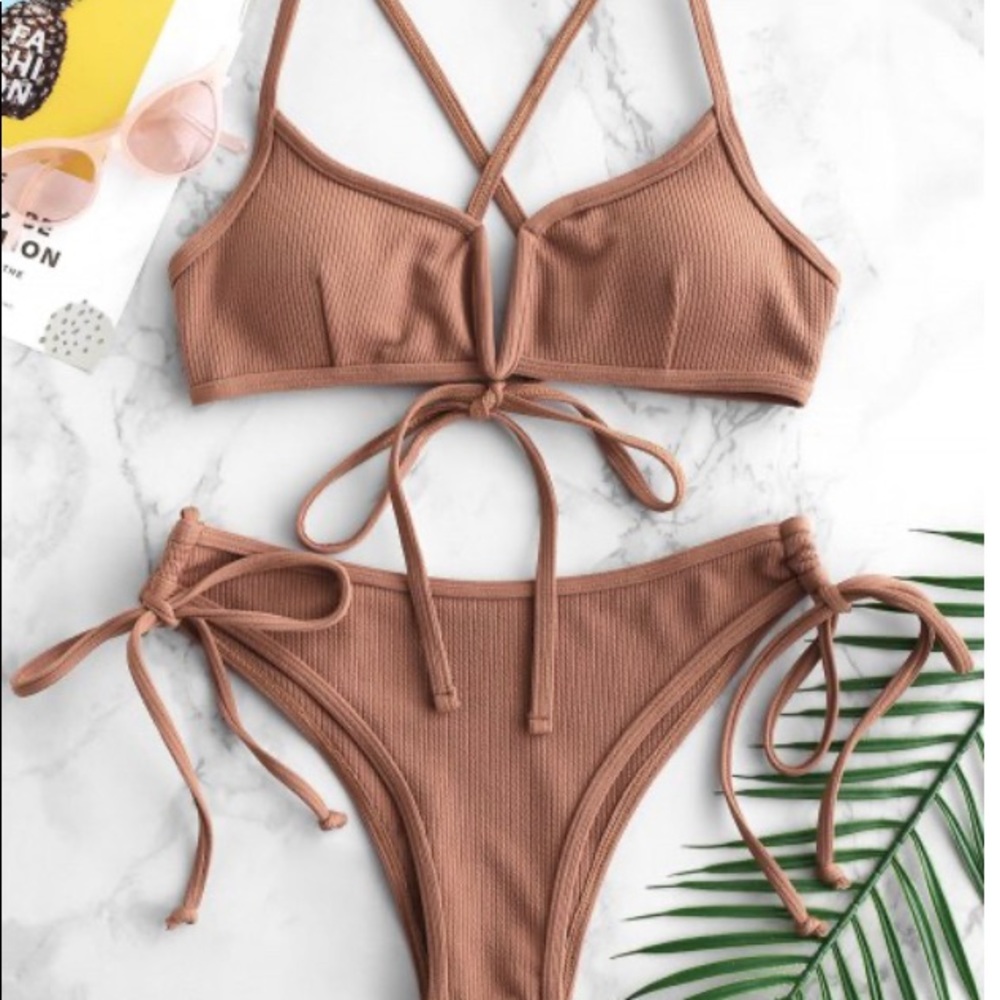 Ribbed V Wired across Cross Bikini Set